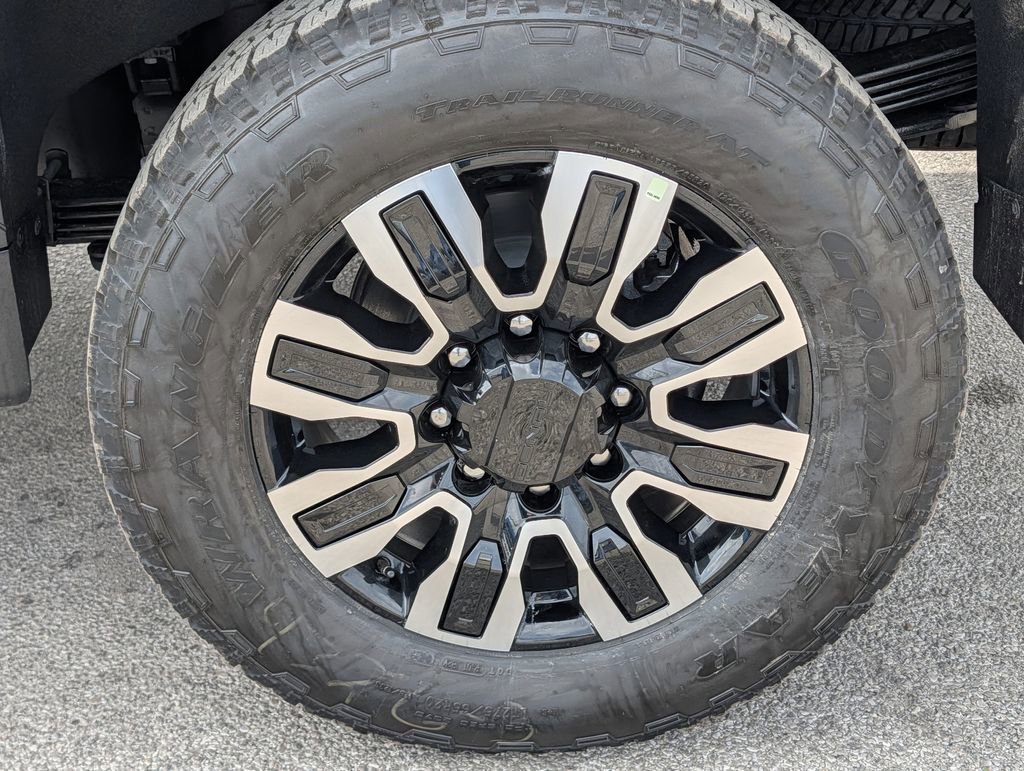 New 2026 GMC Sierra 2500 Denali Ultimate image 9