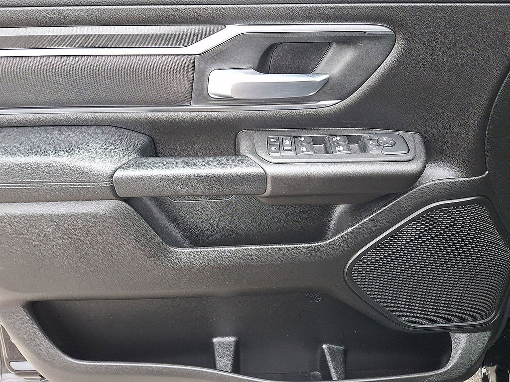 Used 2025 RAM 1500 Big Horn AWD/4WD image 16