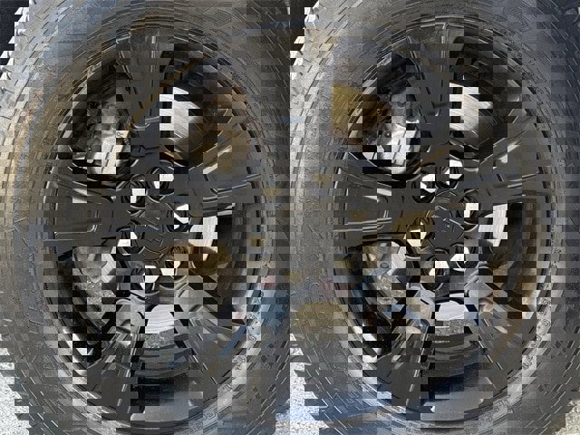 Used 2018 Chevrolet Colorado Z71 image 11