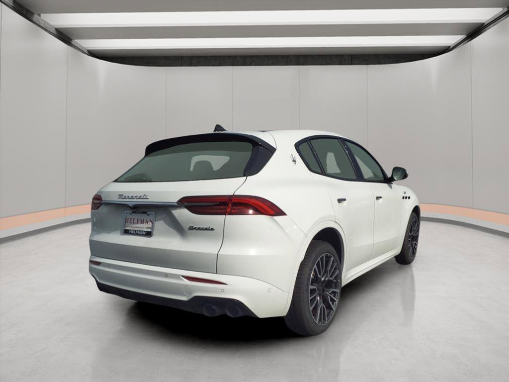 New 2024 Maserati Grecale GT image 10