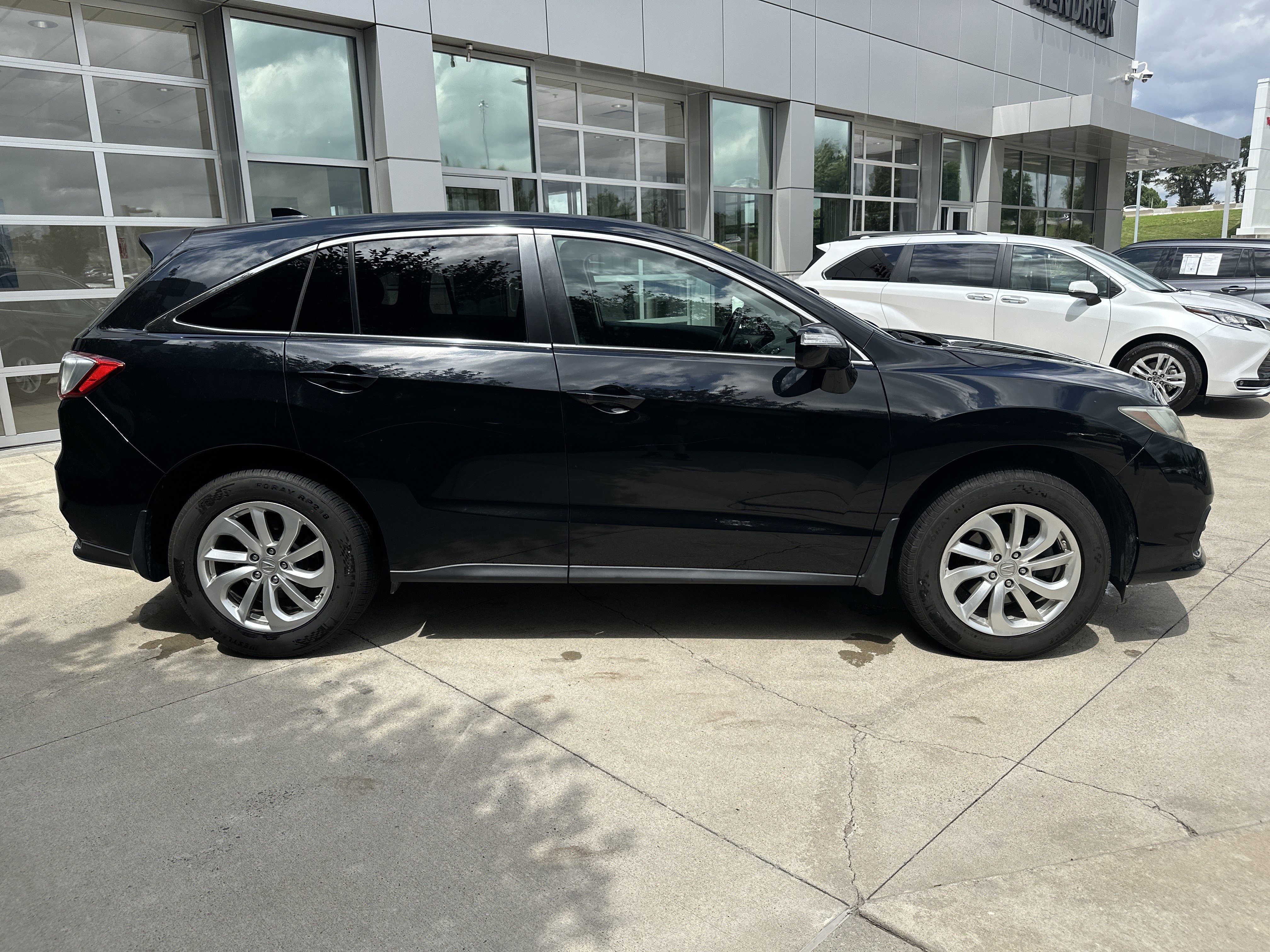 Used 2017 Acura RDX AWD image 10