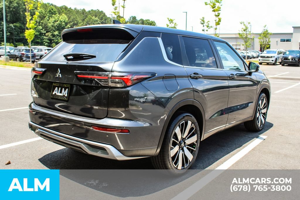 Used 2025 Mitsubishi Outlander SE FWD image 5