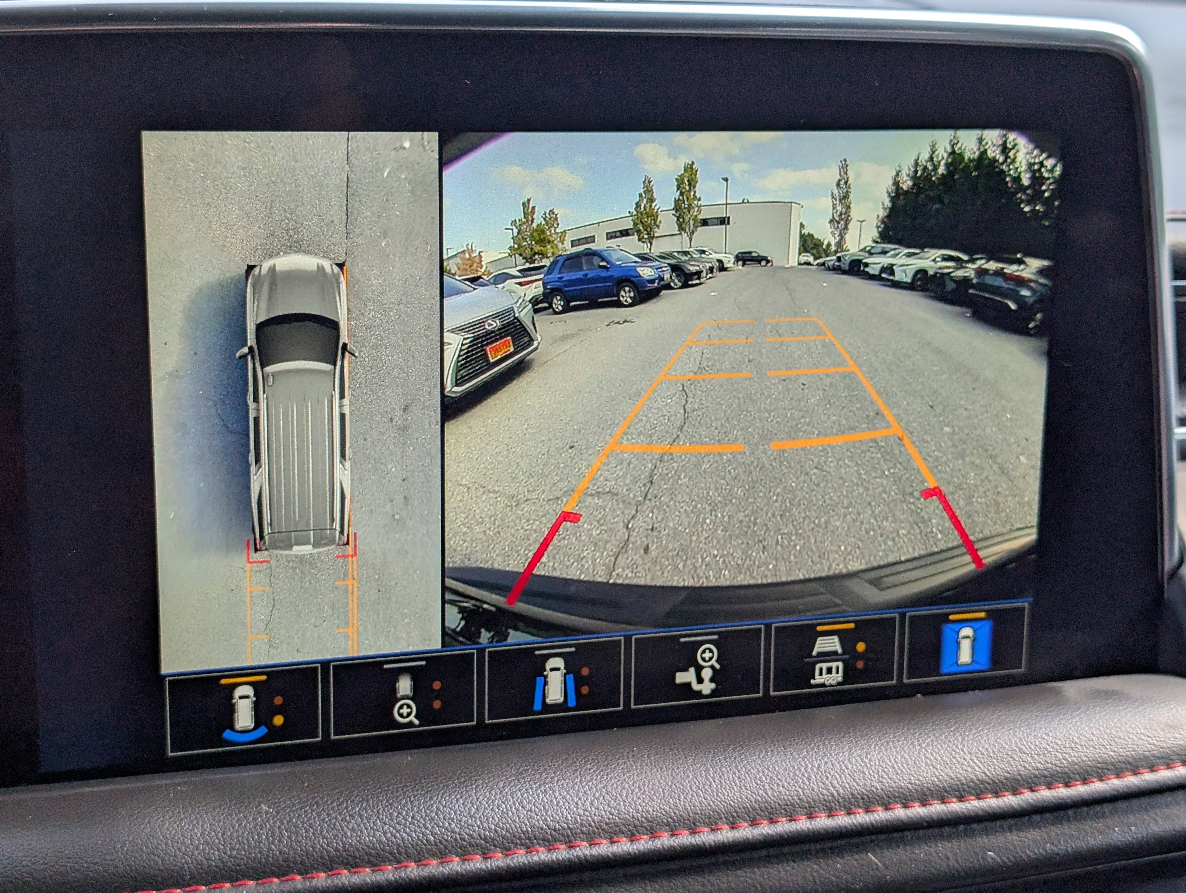 Used 2023 Chevrolet Tahoe RST w/ RST Performance Edition image 29