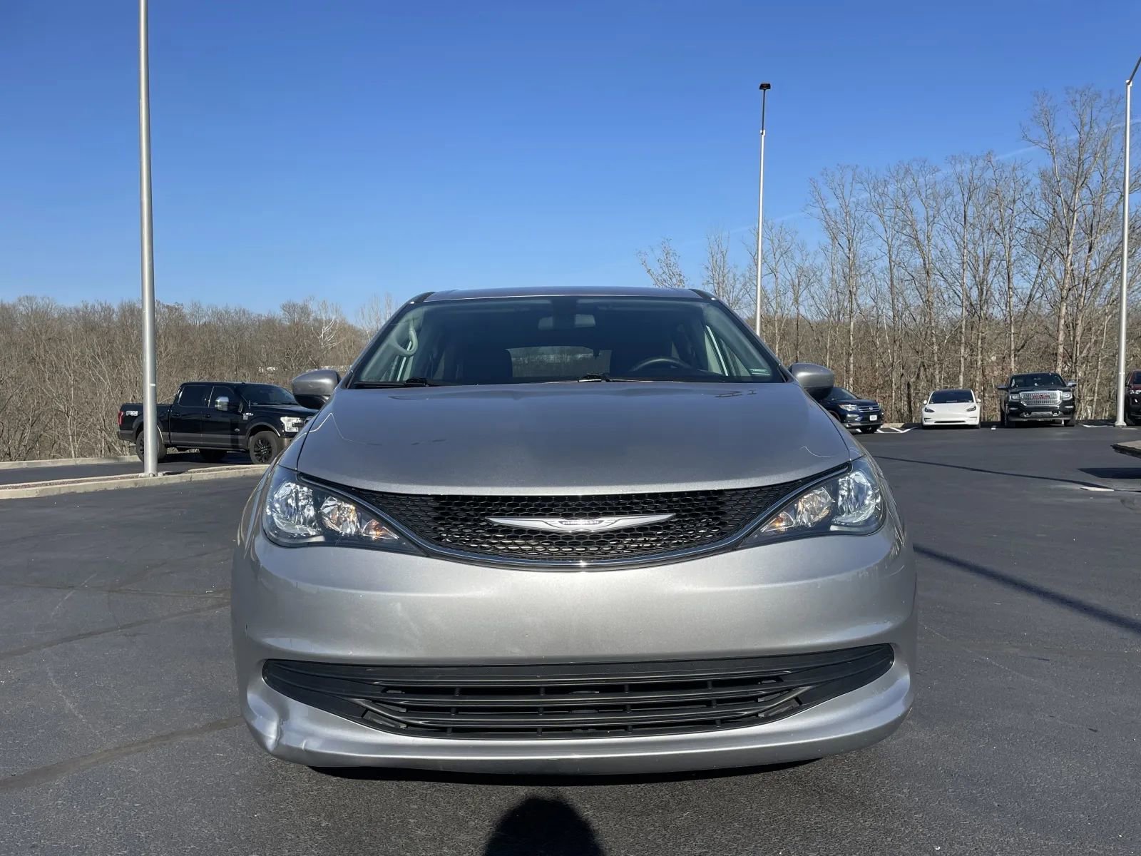 Used 2019 Chrysler Pacifica LX image 8
