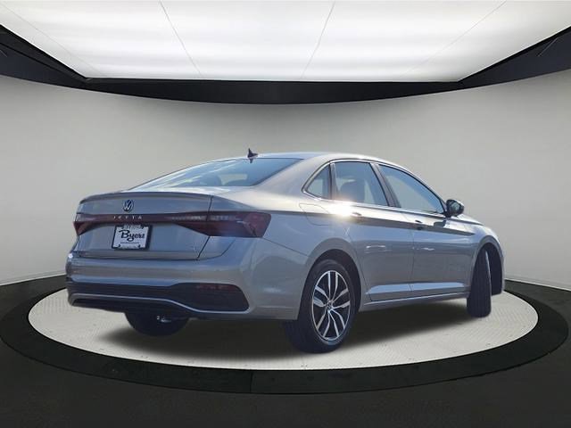New 2026 Volkswagen Jetta SE image 7