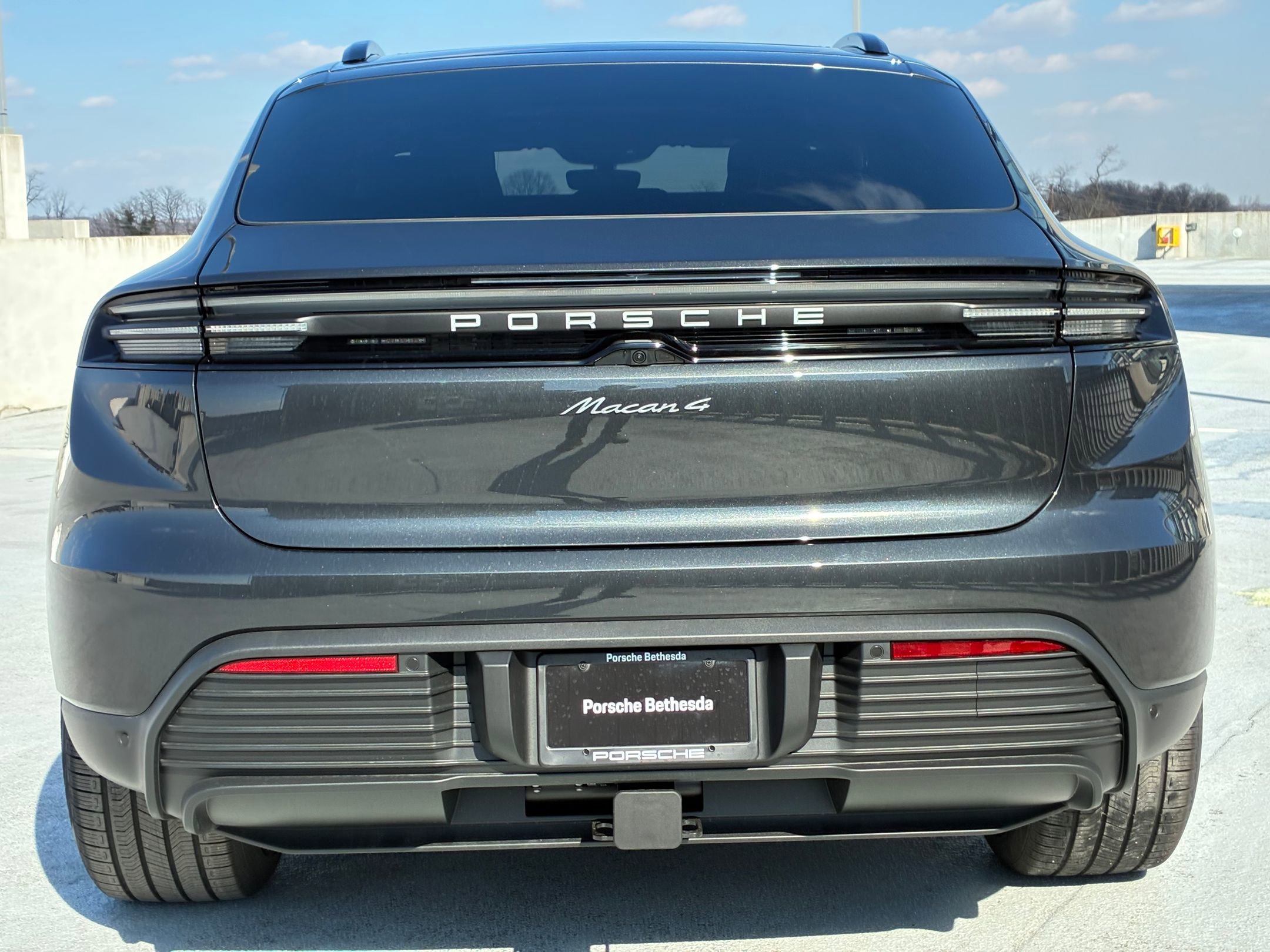 New 2026 Porsche Macan 4 Electric AWD/4WD image 10
