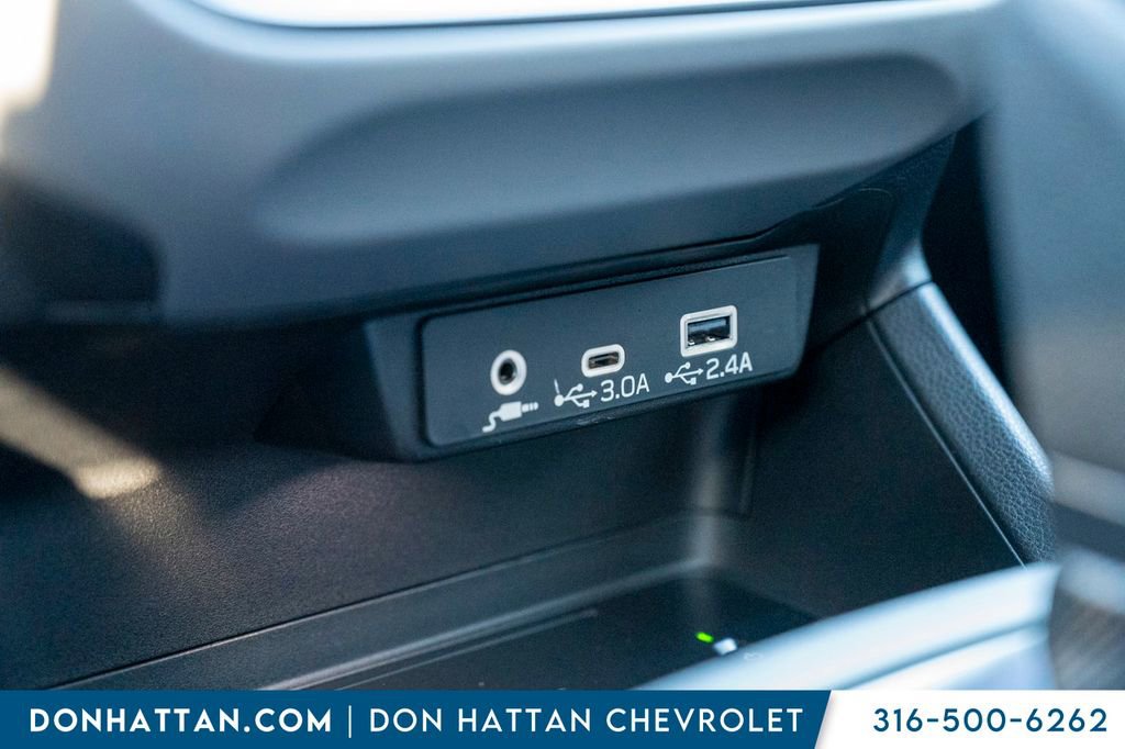 Used 2025 Subaru Crosstrek 2.5i Limited w/ Crosstrek Mirror Package image 11