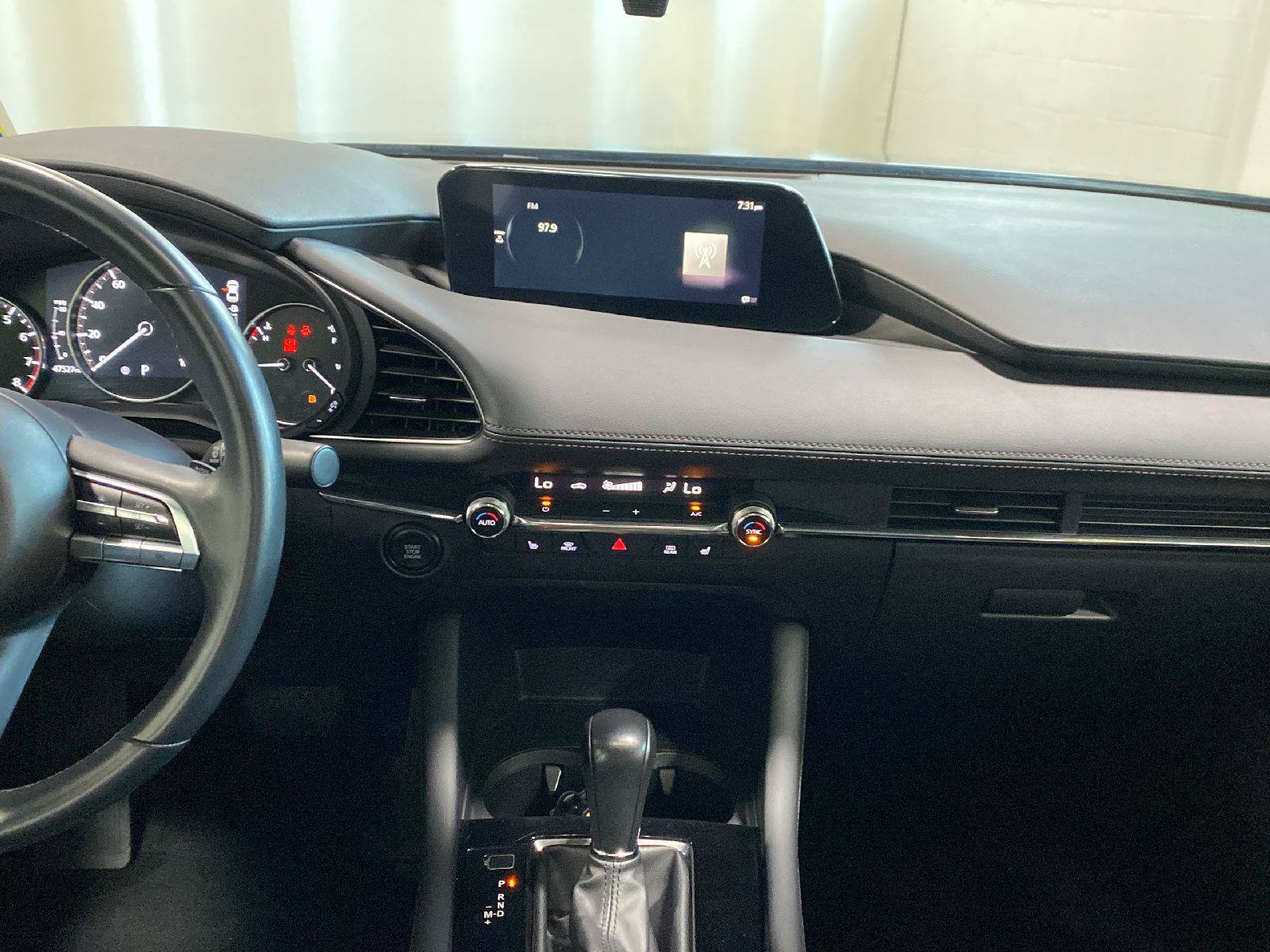 Certified 2022 MAZDA MAZDA3 s FWD image 19