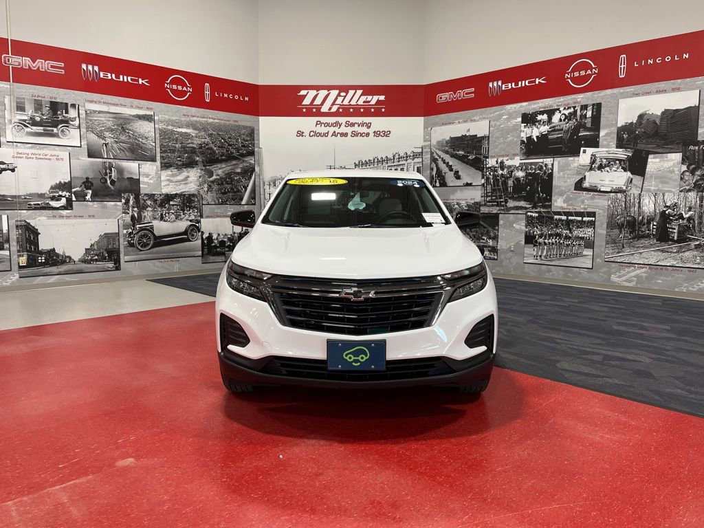 Used 2024 Chevrolet Equinox LS w/ Sport Edition image 8