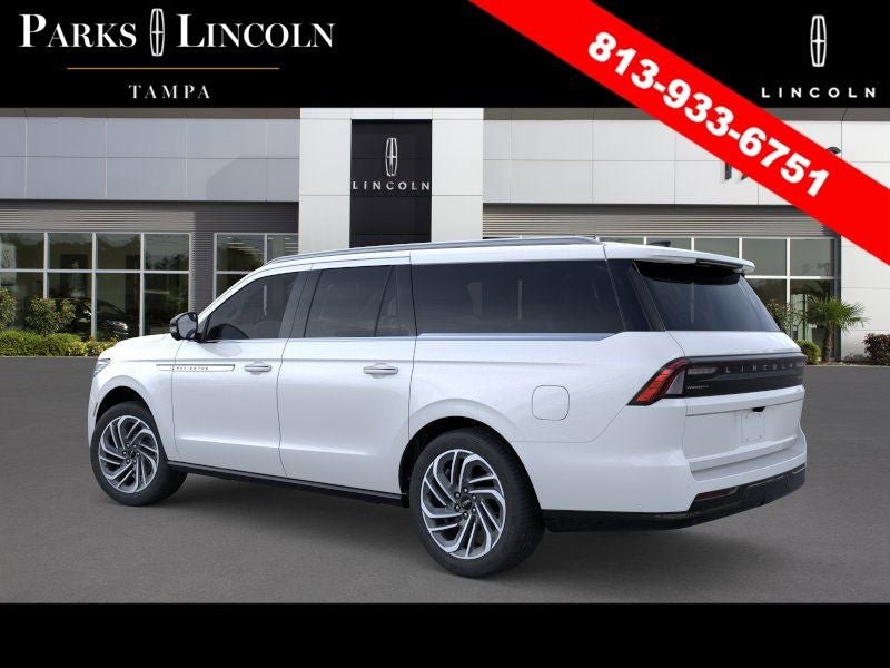 New 2026 Lincoln Navigator L Reserve AWD/4WD image 4