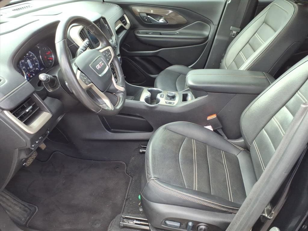 Used 2022 GMC Terrain Denali image 10