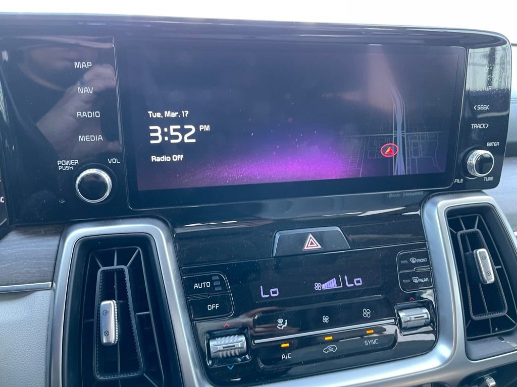 Used 2023 Kia Sorento EX w/ Panoramic Sunroof Package image 9