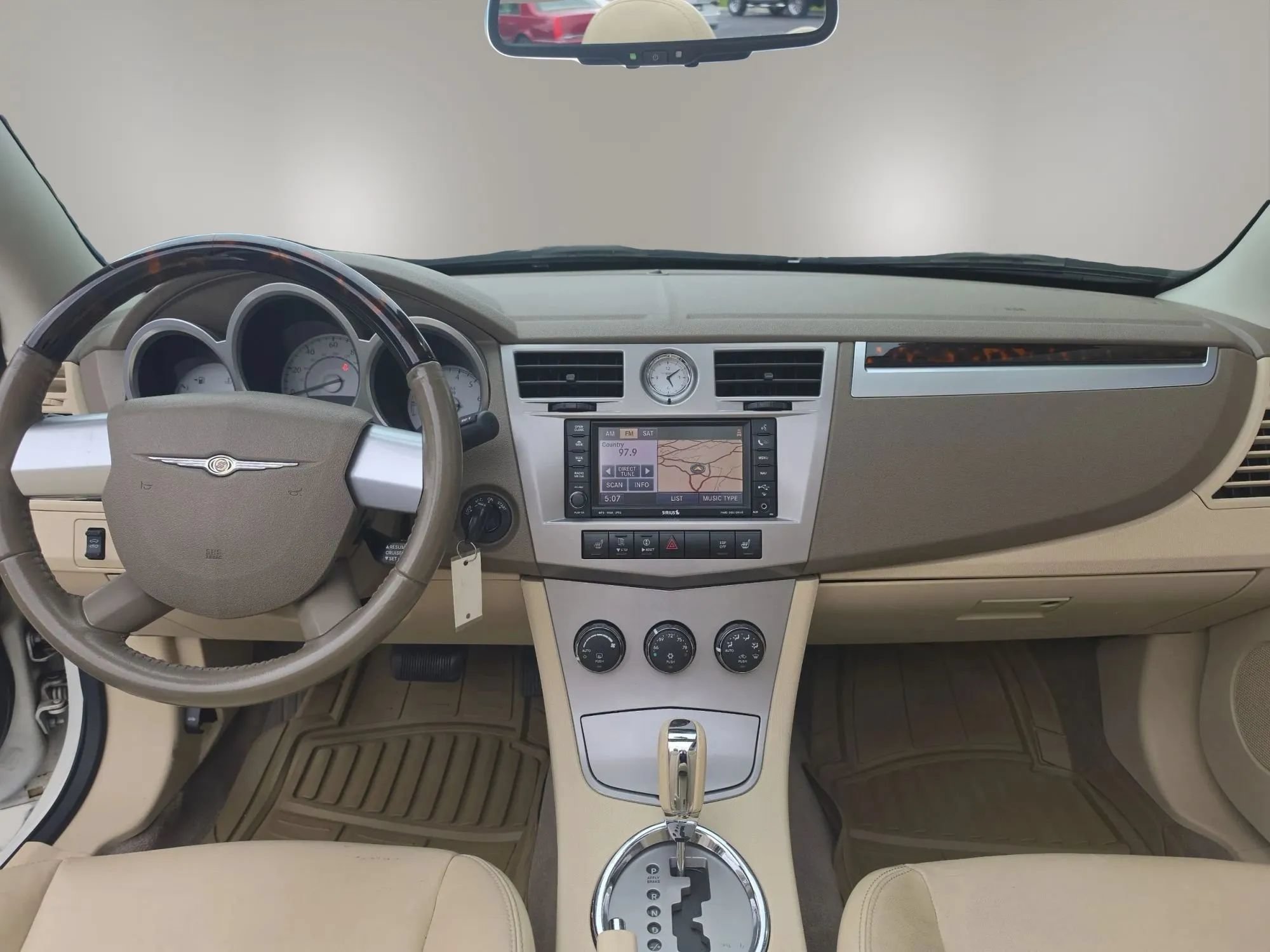 Used 2008 Chrysler Sebring Limited w/ Luxury Group FWD image 20