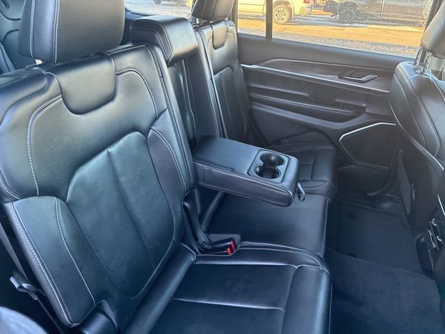 Used 2021 Jeep Grand Cherokee L Limited image 31