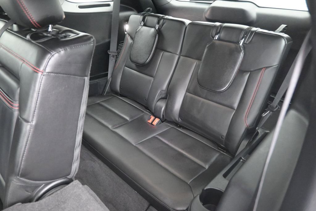 Used 2022 Ford Explorer ST-Line RWD image 15
