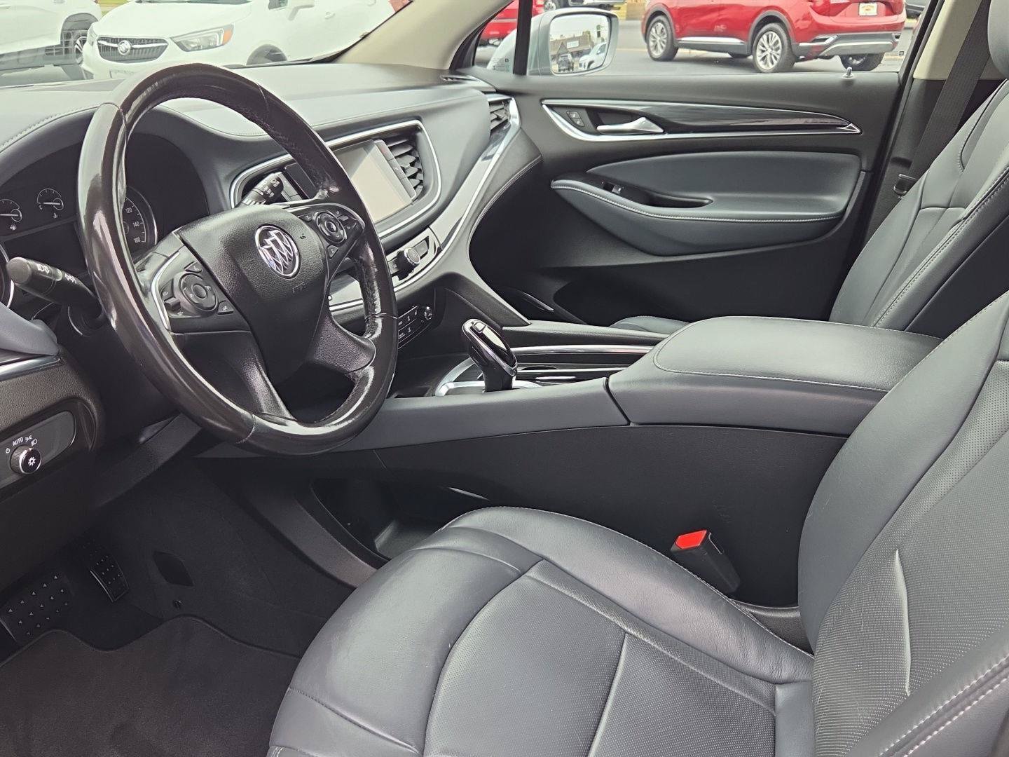 Used 2019 Buick Enclave Essence FWD image 9