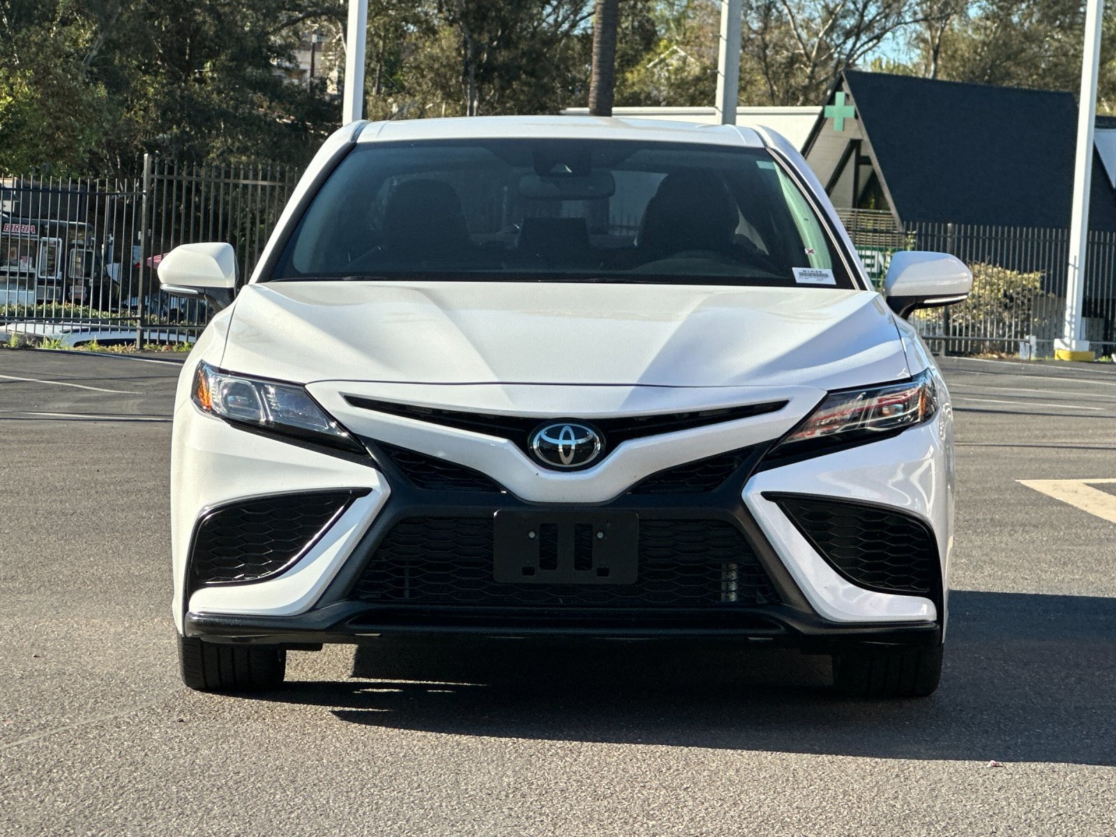 Used 2024 Toyota Camry SE w/ Convenience Package FWD image 7