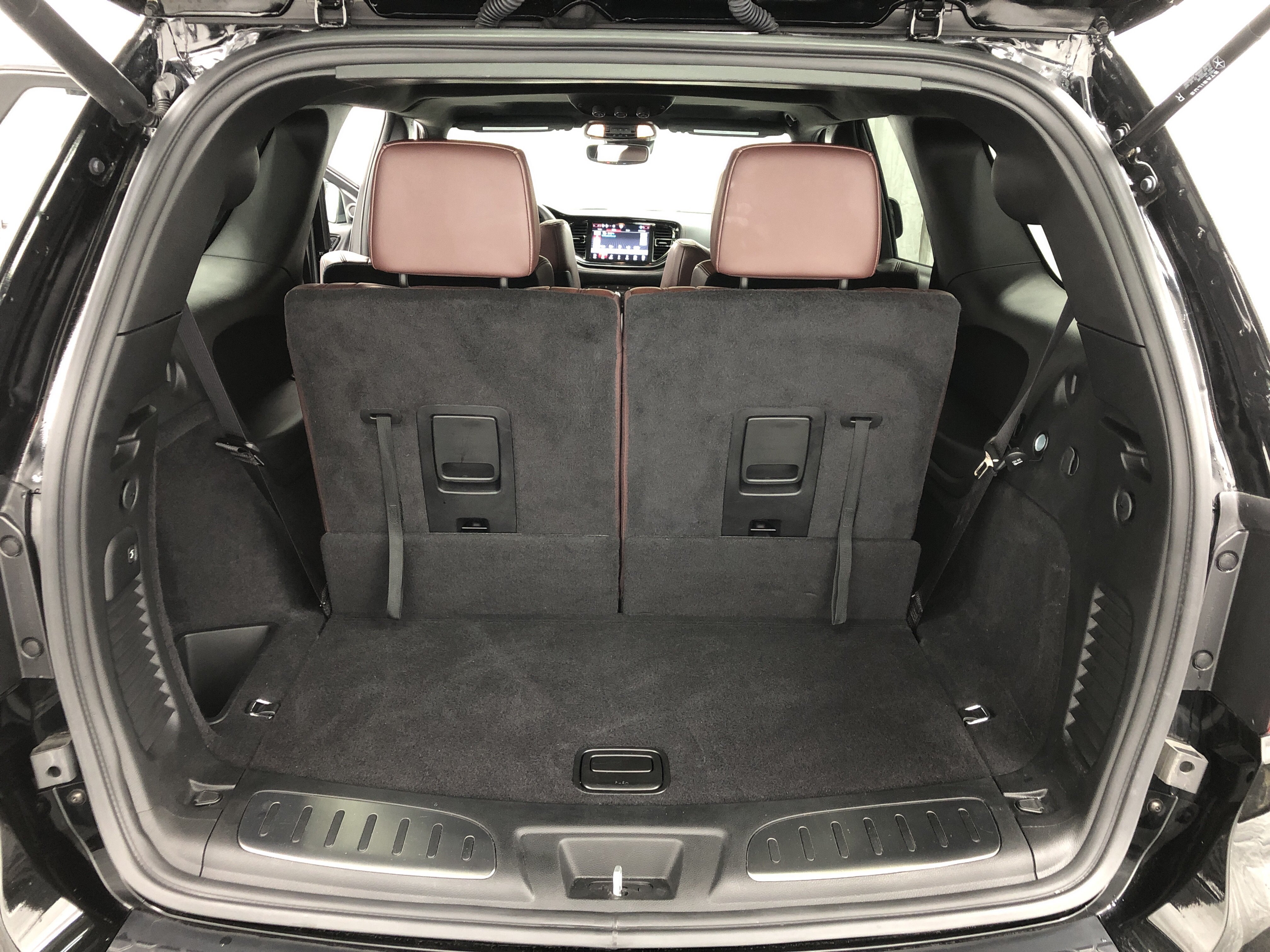 Certified 2024 Dodge Durango R/T AWD/4WD image 9