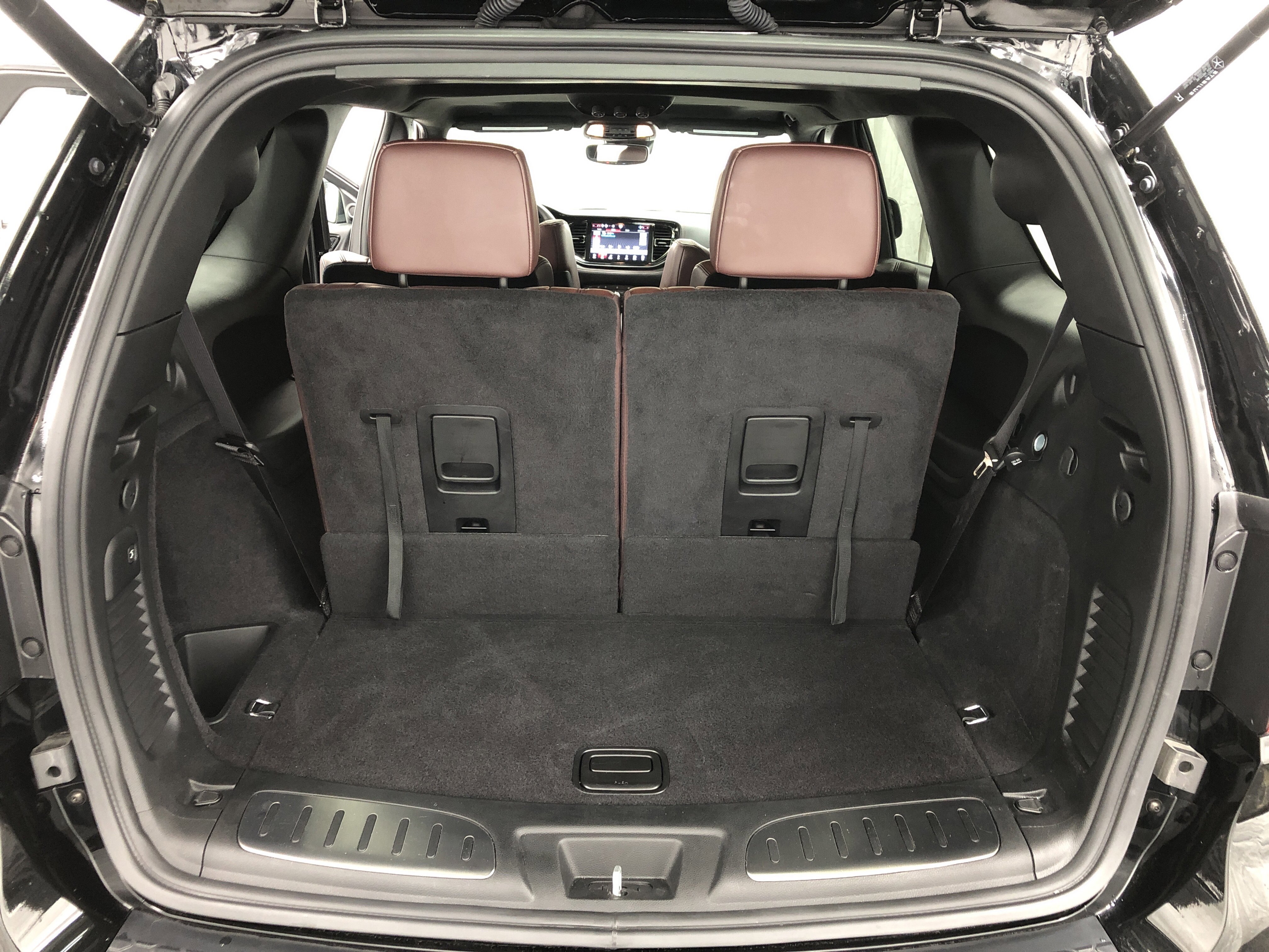 Certified 2024 Dodge Durango R/T image 9