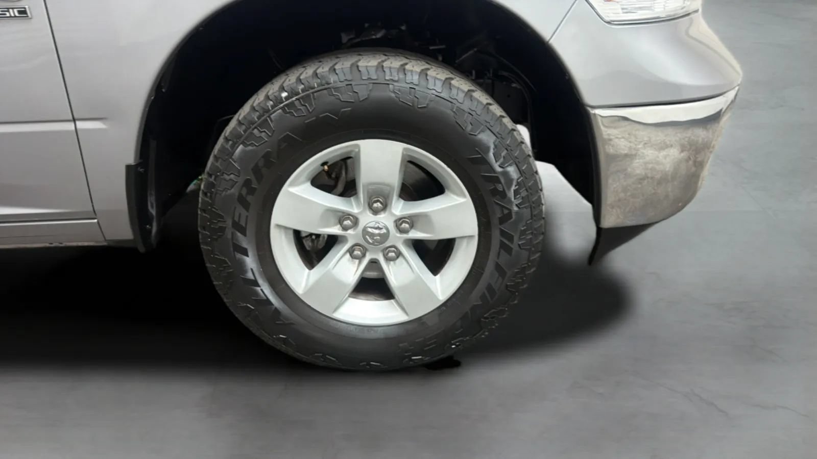 Used 2020 RAM 1500 Classic SLT w/ Trailer & Traction Group AWD/4WD image 26