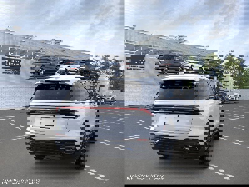 New 2026 Lincoln Nautilus Premier w/ Equipment Group 102A image 8