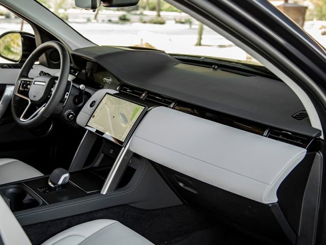 New 2024 Land Rover Discovery Sport S AWD/4WD image 29