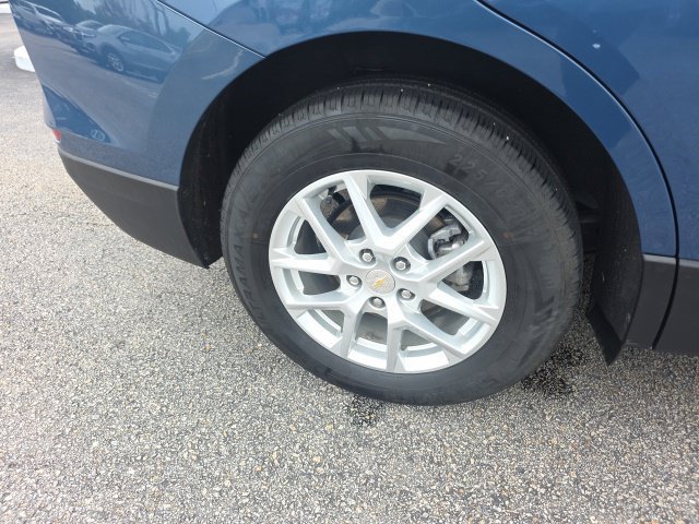 Used 2024 Chevrolet Equinox LT AWD/4WD image 10