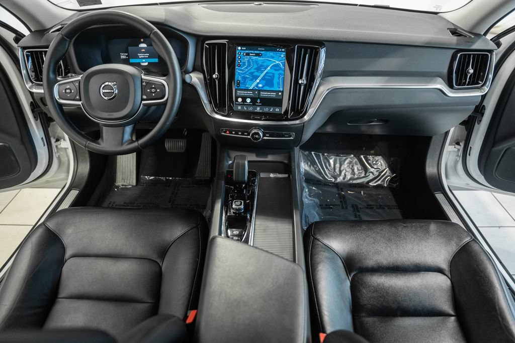 Used 2024 Volvo S60 B5 Core FWD image 16