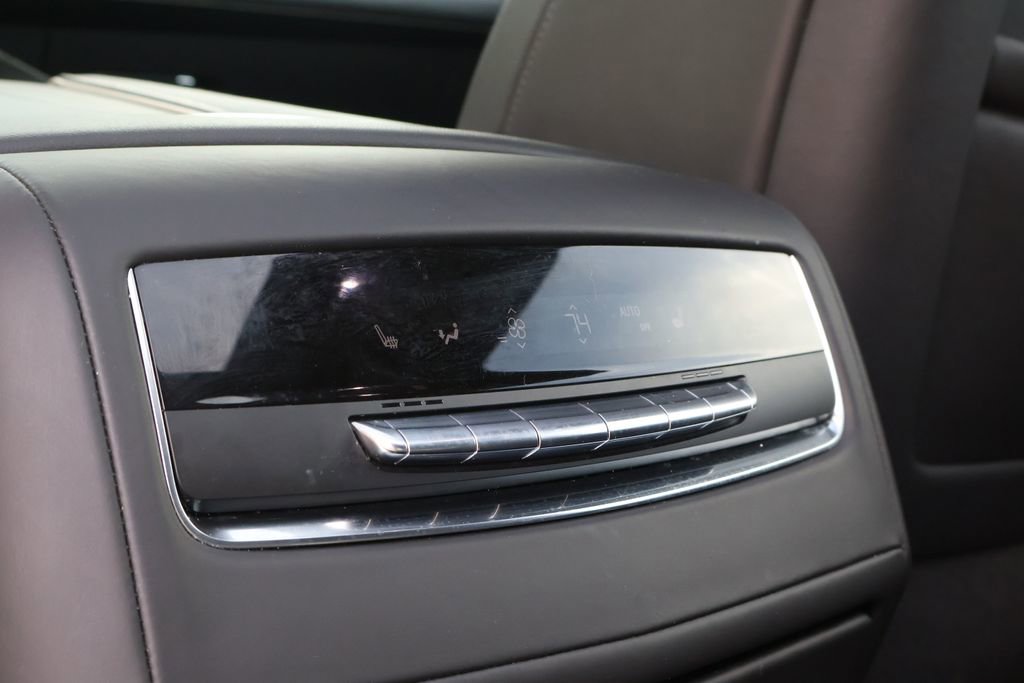 Used 2023 Cadillac Escalade Sport Platinum w/ LPO, ONYX Package image 54