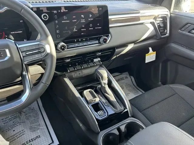 New 2026 GMC Canyon Elevation w/ LPO, Black Badging Package RWD image 29