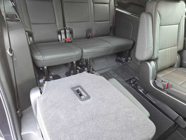 New 2026 Chevrolet Suburban High Country AWD/4WD image 26