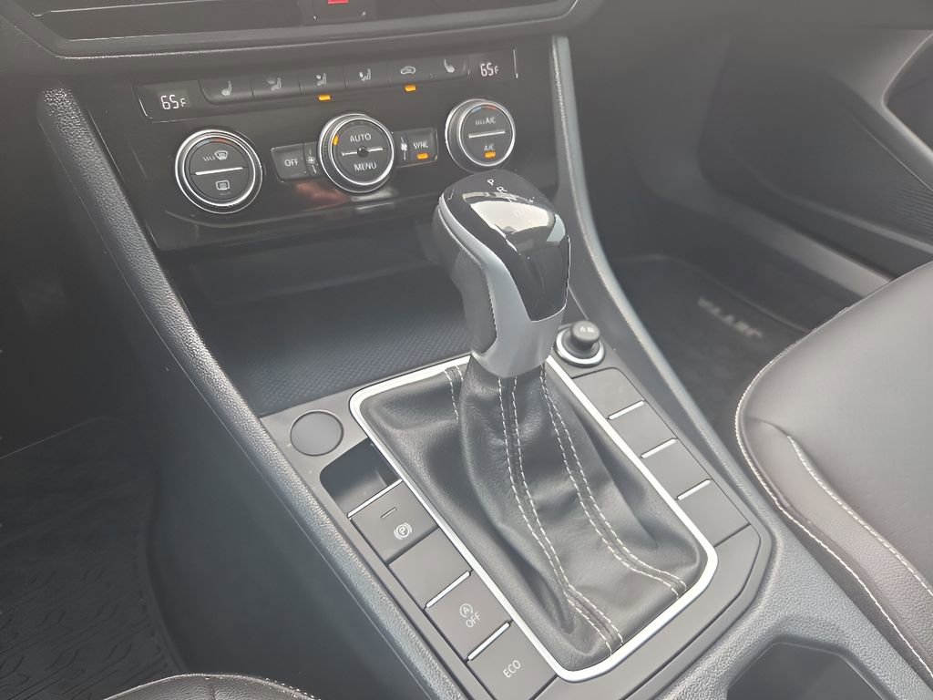Used 2023 Volkswagen Jetta SE FWD image 18