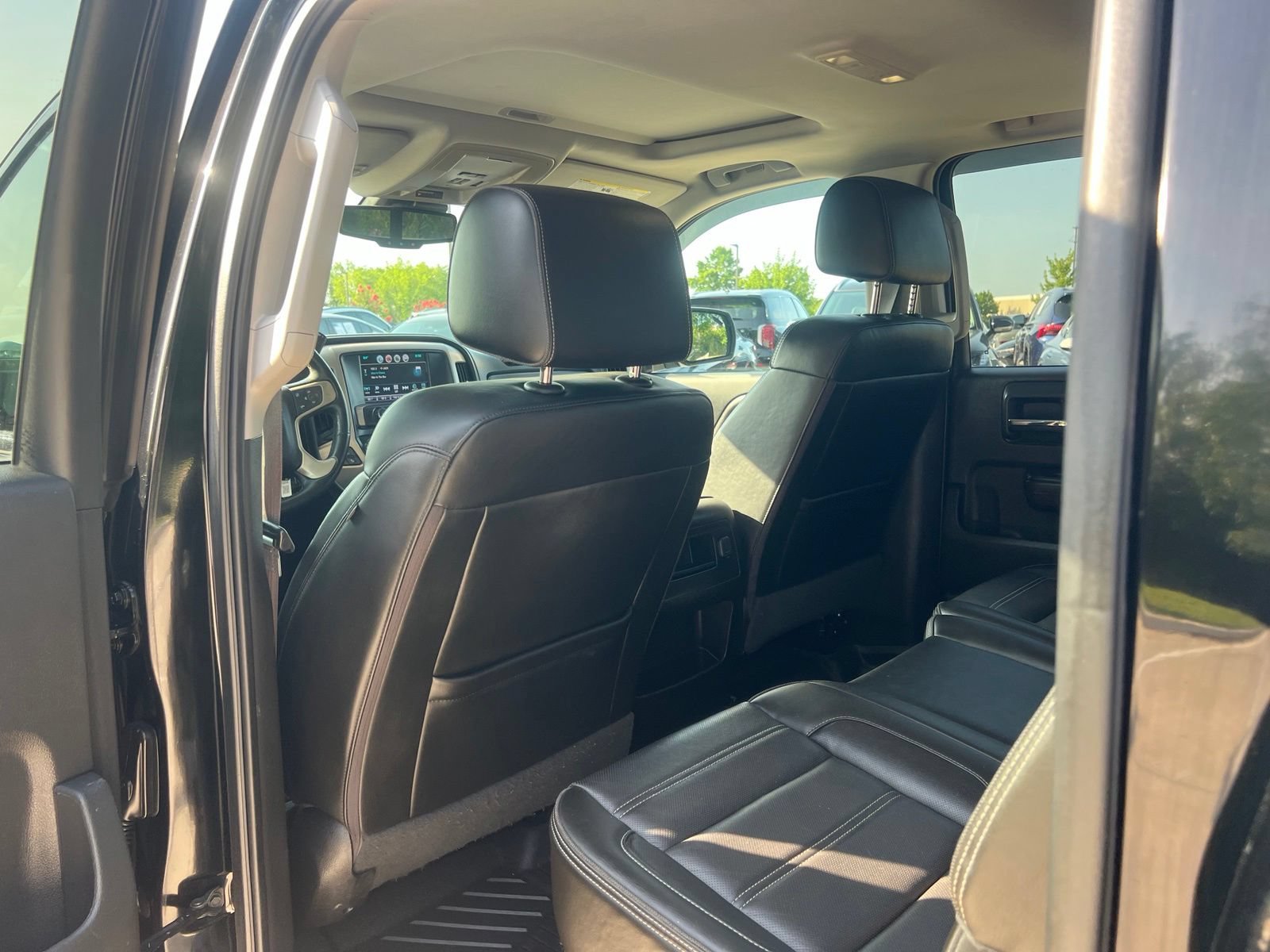 Used 2017 GMC Sierra 1500 Denali w/ Denali Ultimate Package AWD/4WD image 17