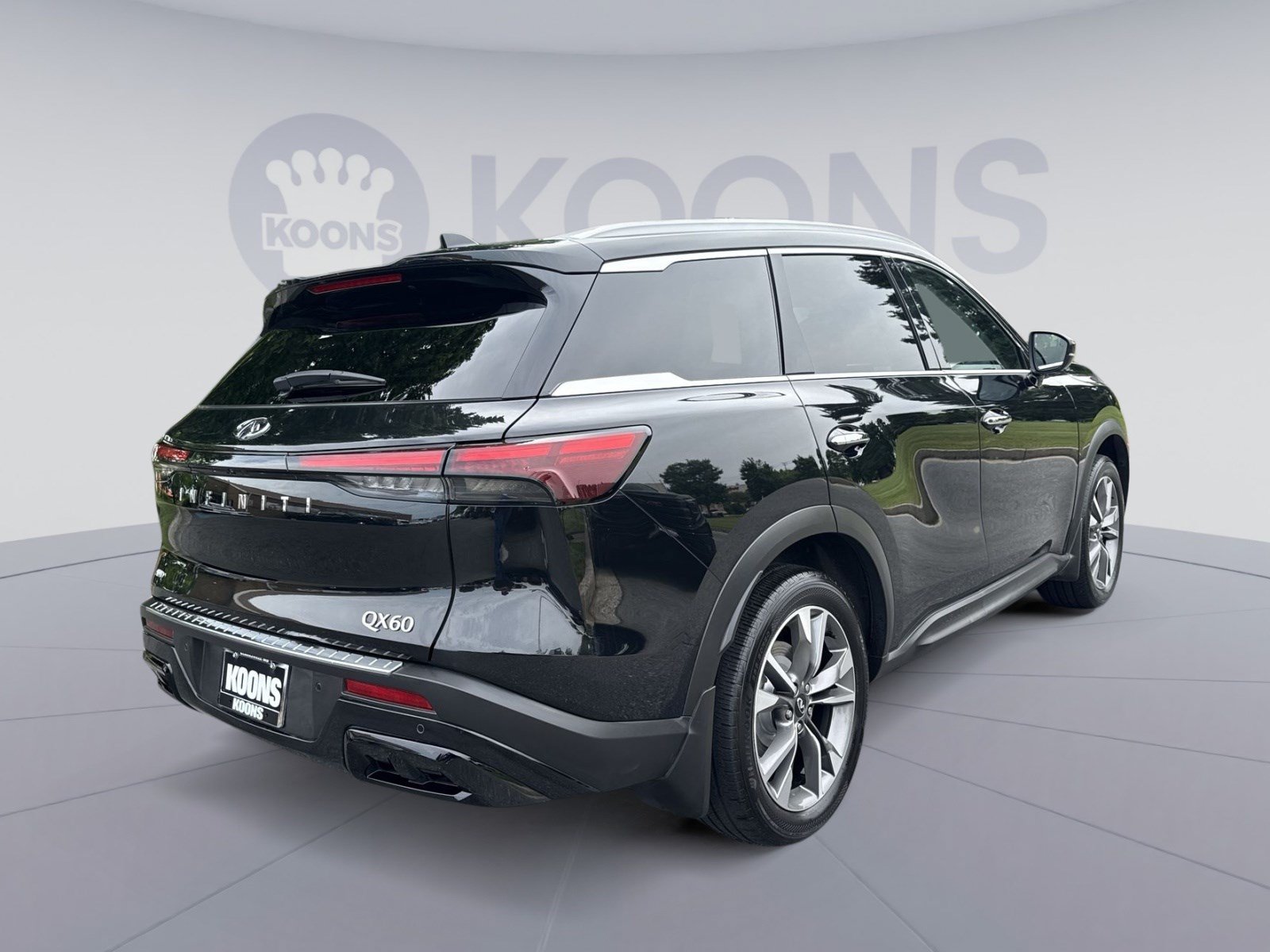 Used 2023 INFINITI QX60 Luxe AWD/4WD image 7