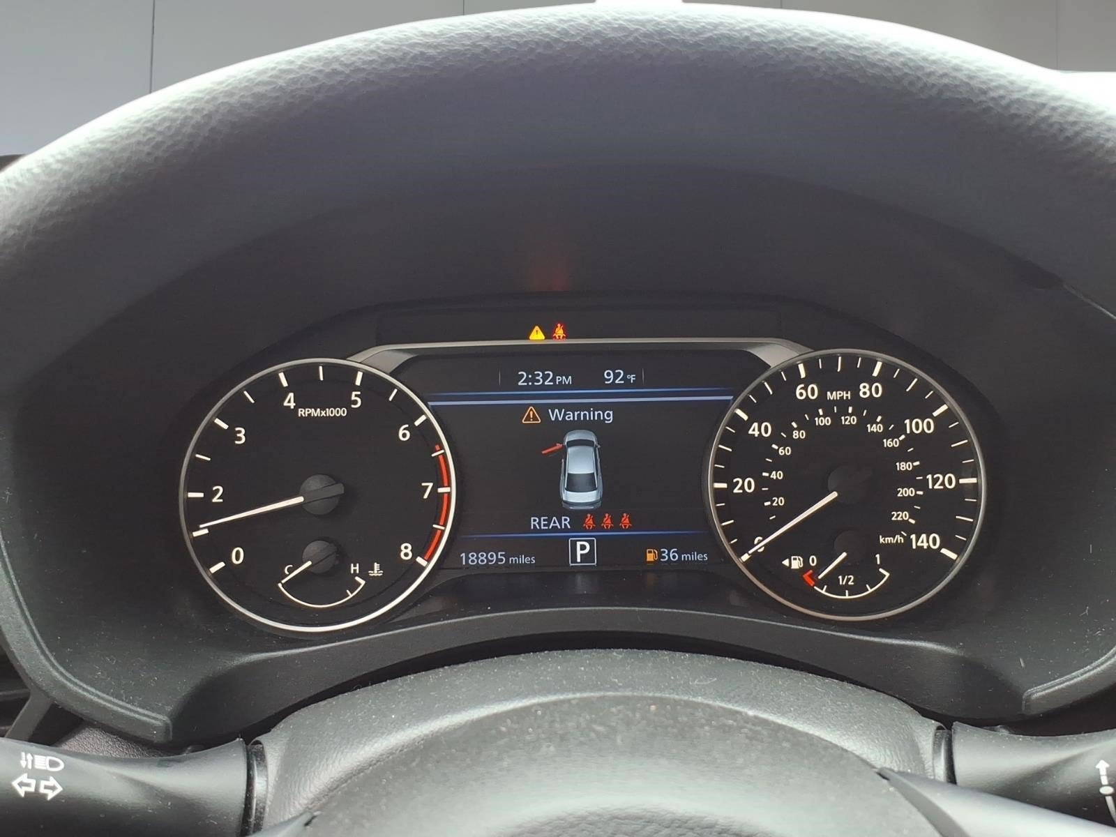 Used 2024 Nissan Altima 2.5 SV AWD/4WD image 9