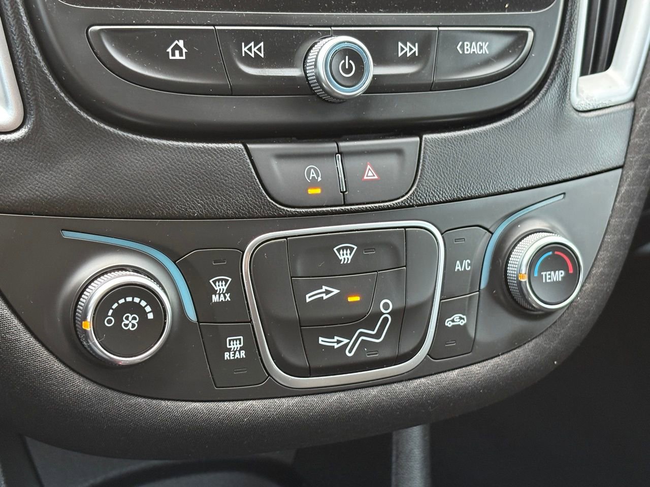 Used 2025 Chevrolet Malibu LS image 22