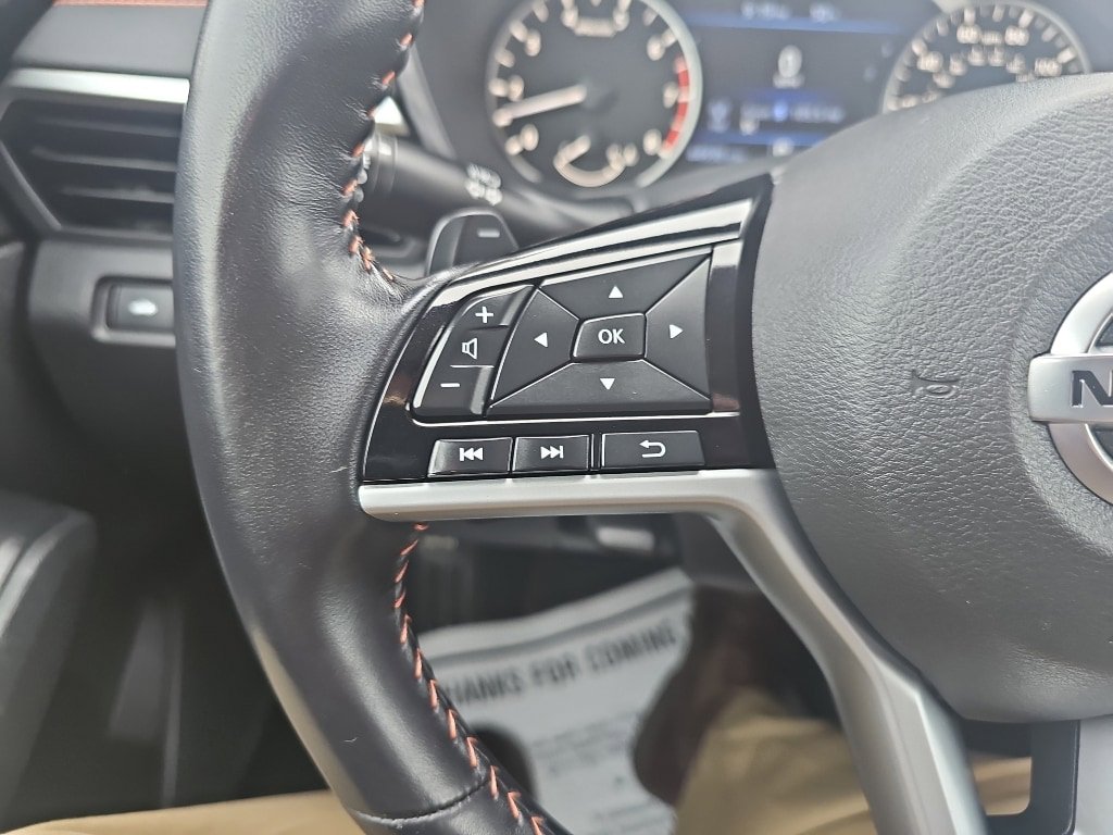 Used 2021 Nissan Altima 2.5 SR FWD image 12