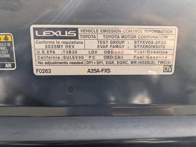 Used 2025 Lexus ES 300h w/ Premium Package image 24