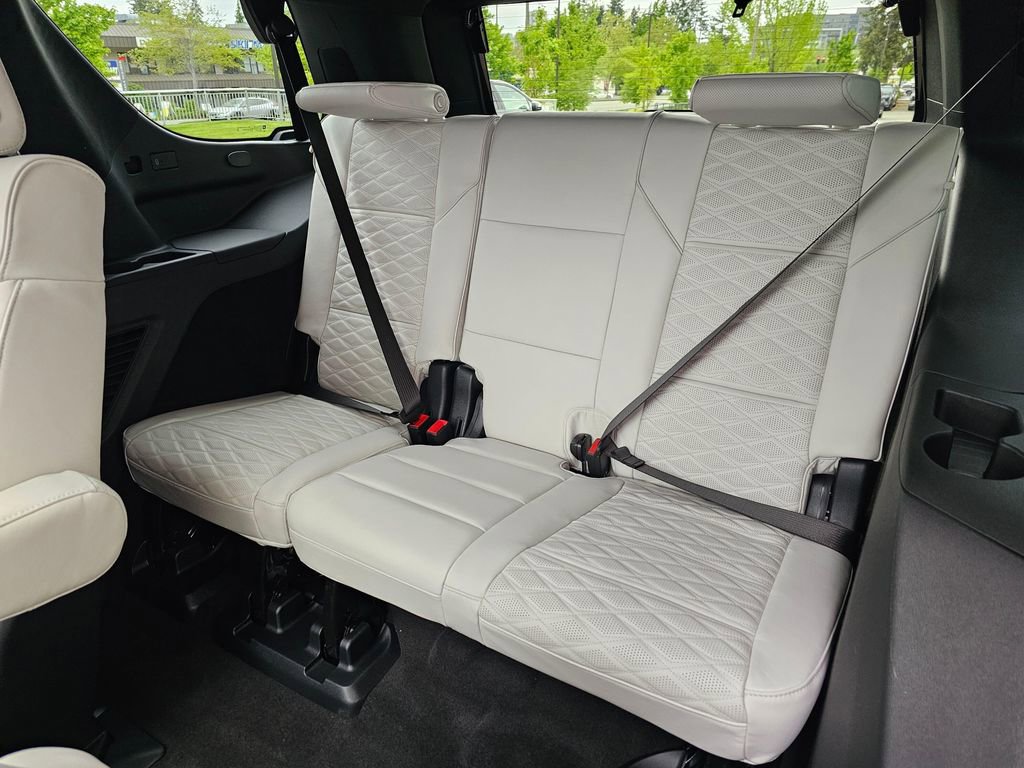 New 2026 Cadillac Escalade Platinum Sport AWD/4WD image 18