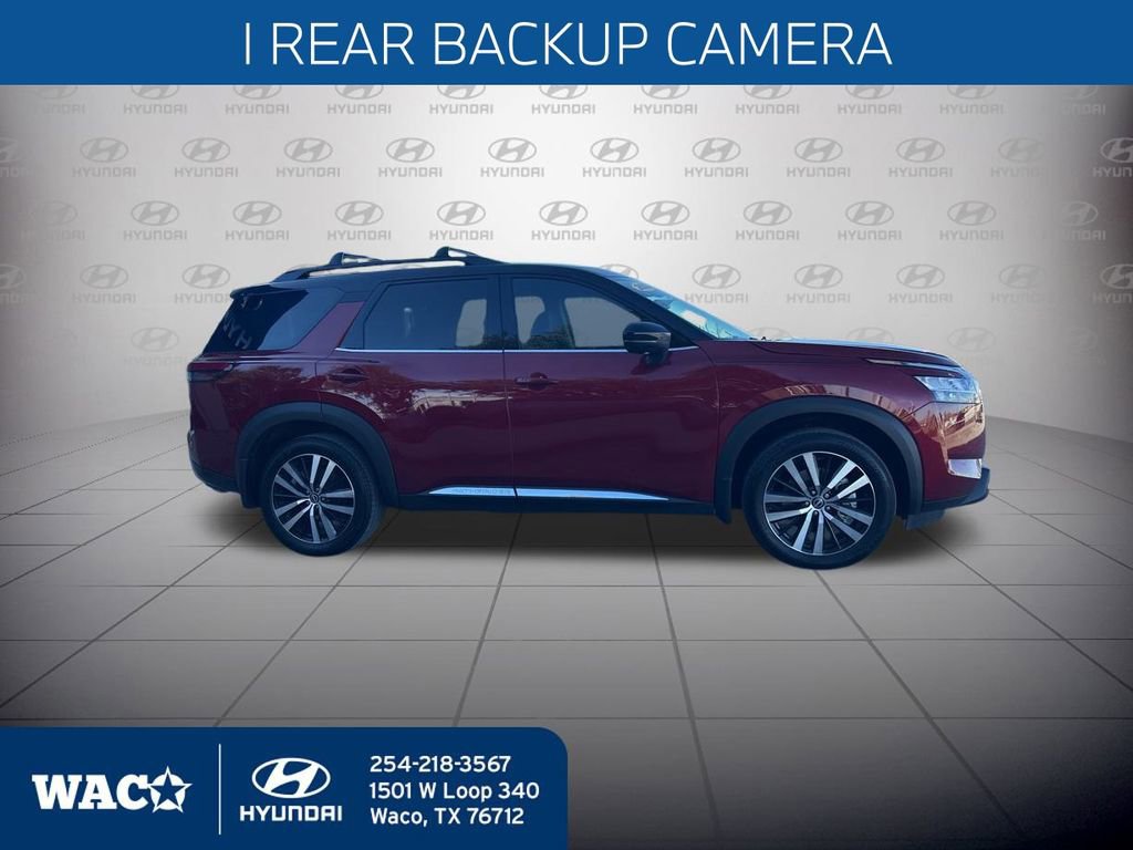 Used 2024 Nissan Pathfinder Platinum image 12