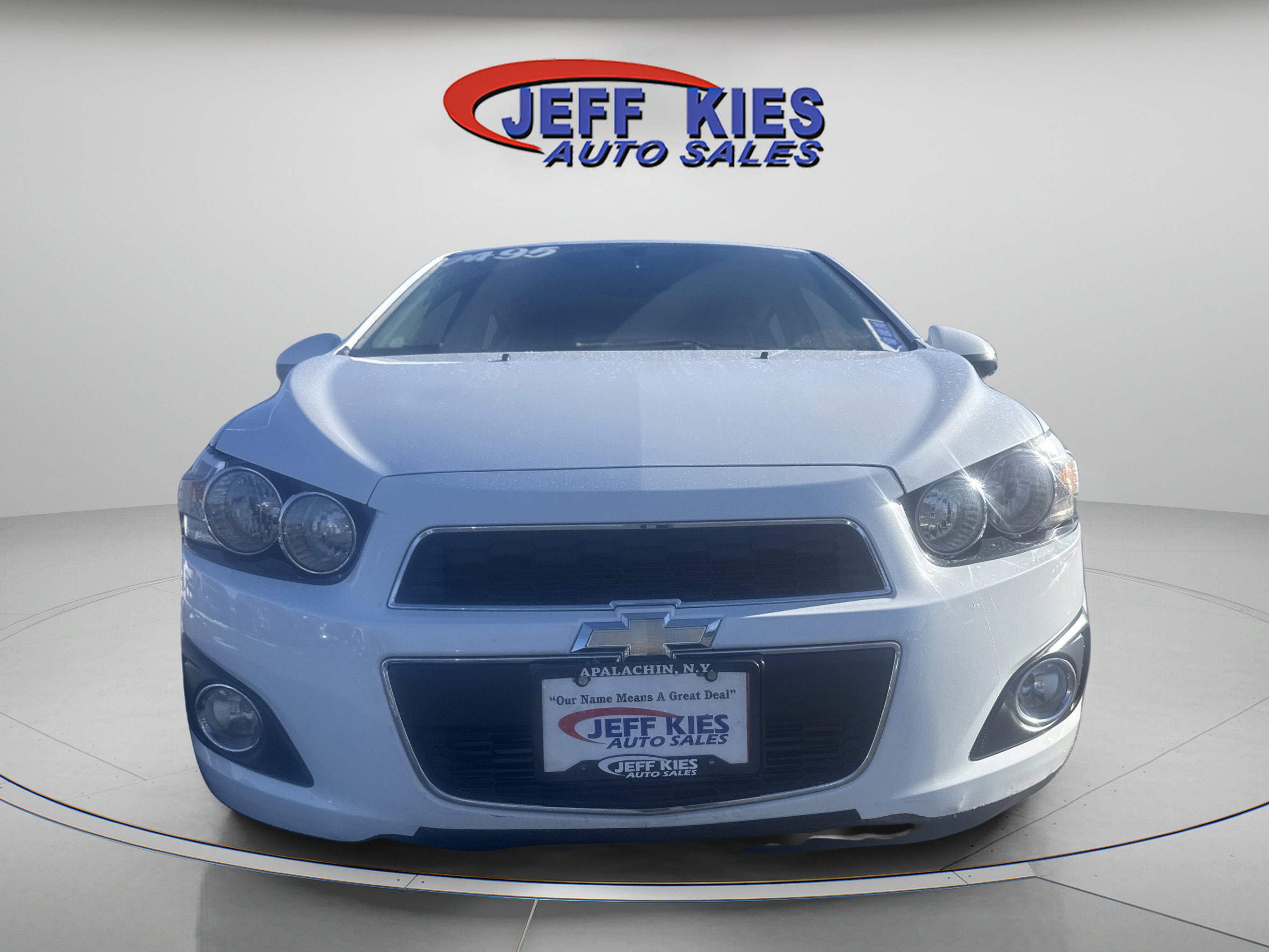 Used 2015 Chevrolet Sonic LTZ image 2
