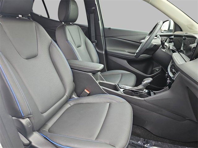 Certified 2025 Buick Encore GX Sport Touring w/ Comfort Package image 10