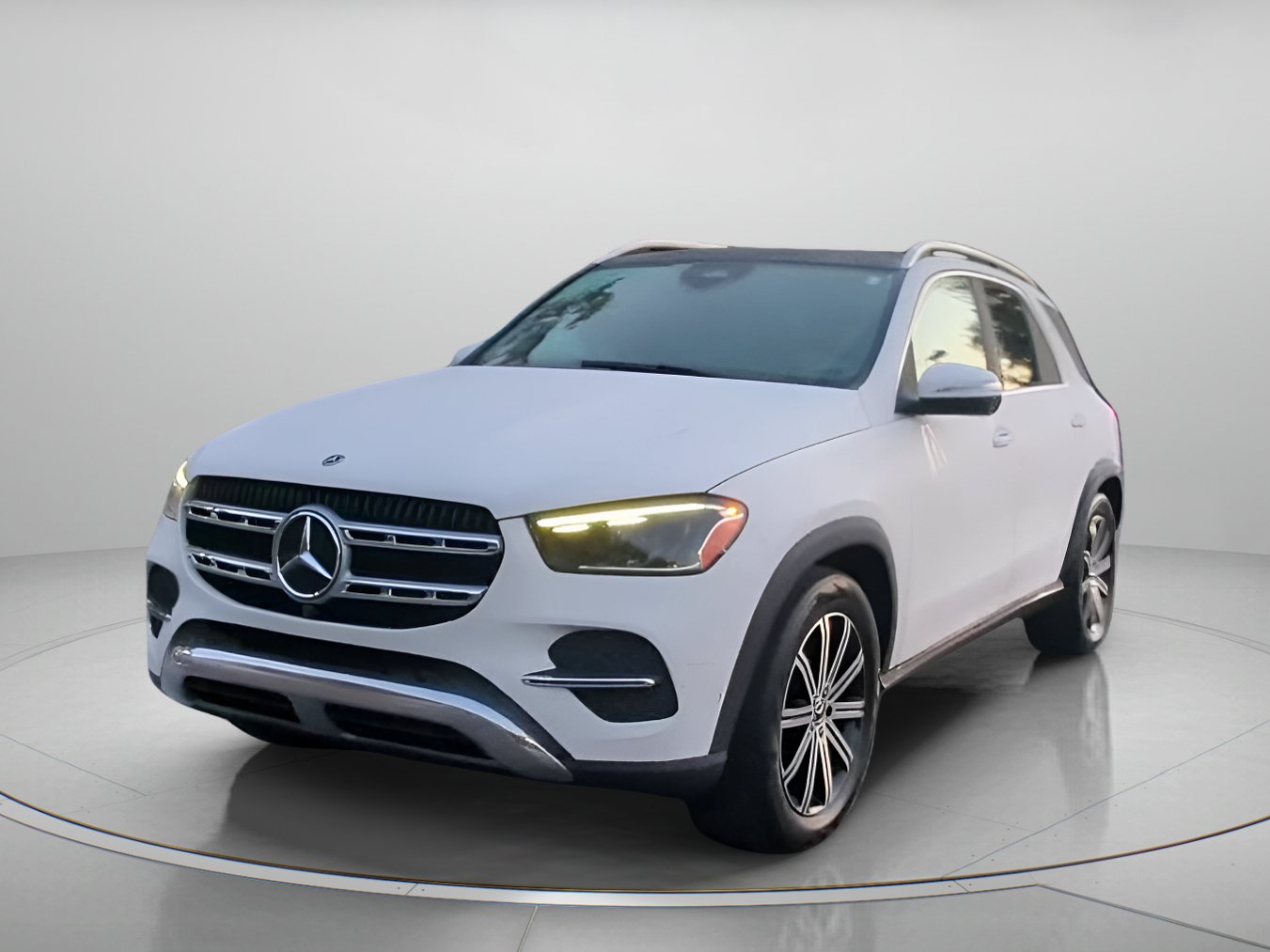 Used 2024 Mercedes-Benz GLE 350 4MATIC image 11