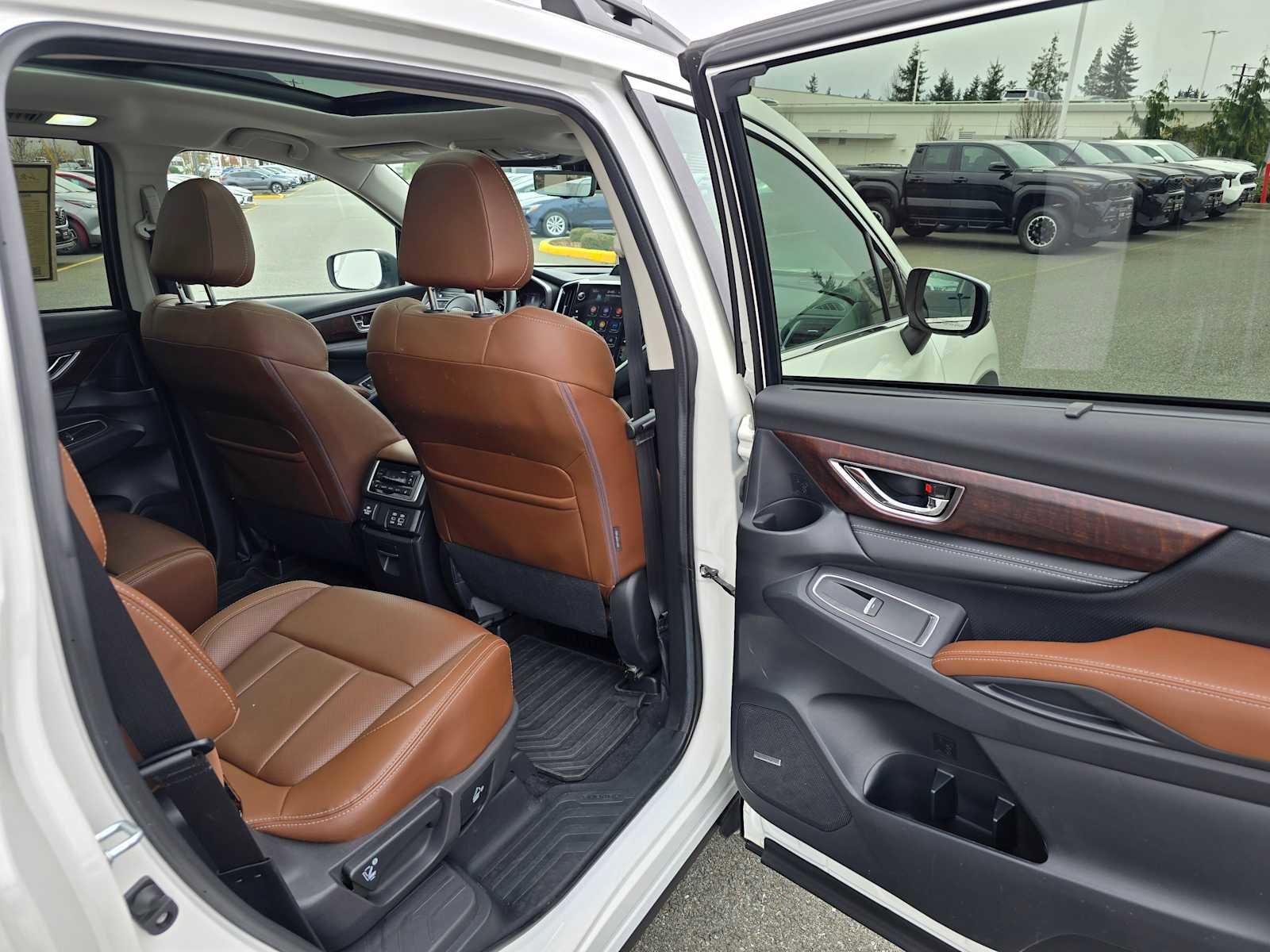 Used 2023 Subaru Ascent Touring image 13