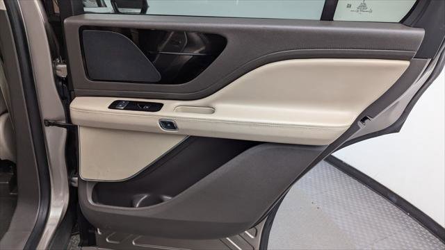 Used 2021 Lincoln Aviator 2WD image 18