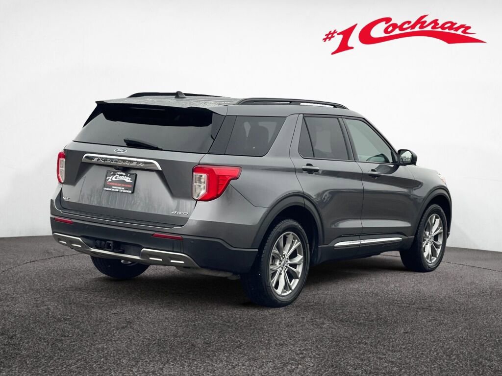 Used 2022 Ford Explorer XLT w/ Equipment Group 202A image 19