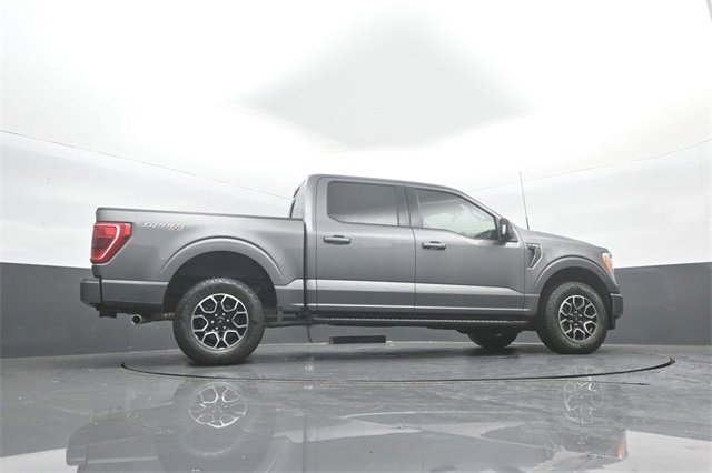 Certified 2022 Ford F150 XLT w/ Equipment Group 302A High image 32