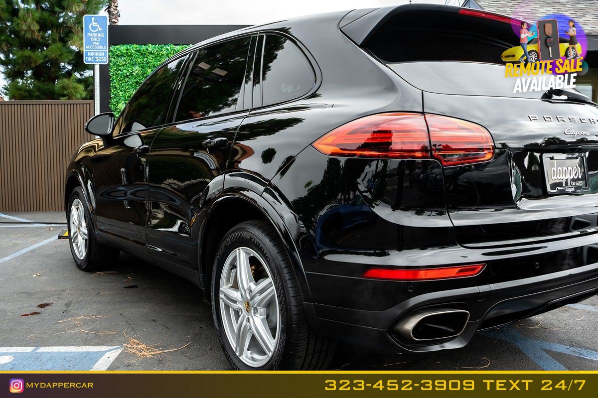Used 2018 Porsche Cayenne Platinum Edition w/ Premium Package AWD/4WD image 8
