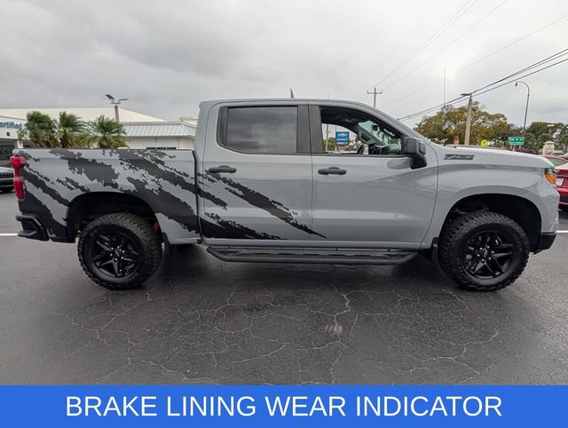 Used 2025 Chevrolet Silverado 1500 Custom Trail Boss w/ LPO, Dark Essentials Package image 8