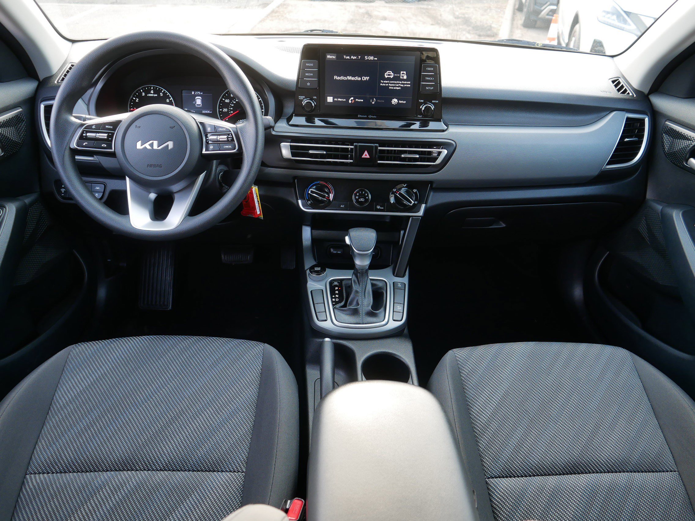 Certified 2023 Kia Seltos LX image 10